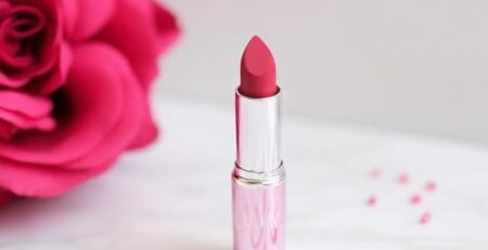 lakme-absolute-lipstick-wine-flair-20